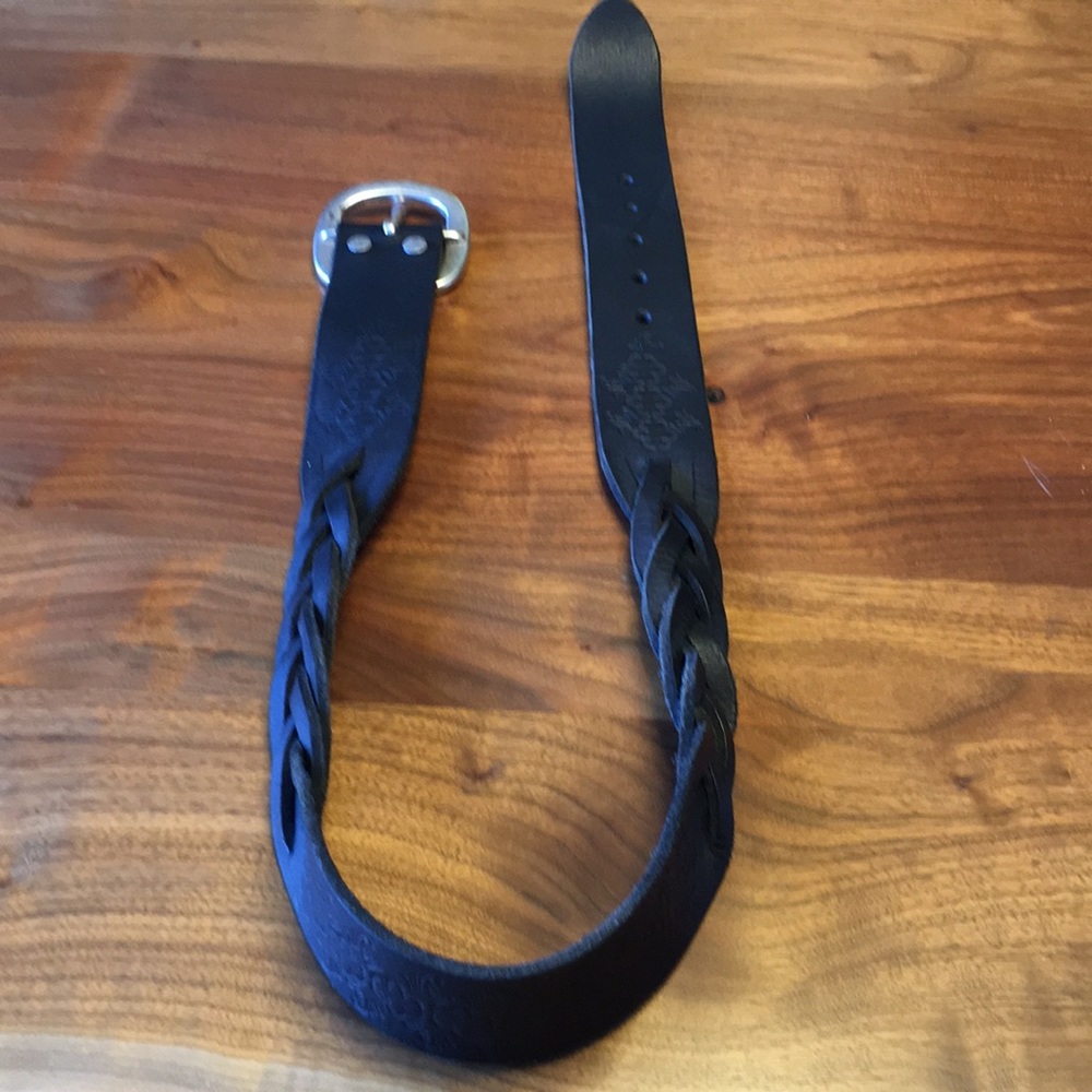 Lucky Brand black leather belt 25”